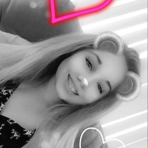 Meet your Posher, Kara